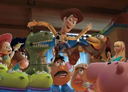 &#8216;Toy Story 4&#8242; làm mới bằng chuyện tình yêu đôi lứa