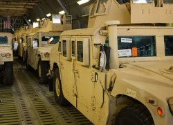 Cận cảnh lô xe Humvee Mỹ viện trợ cho Ukraine