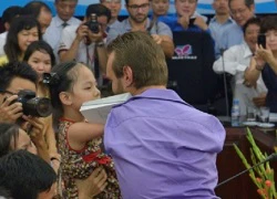 Chàng trai không tay, không chân Nick Vujicic bất ngờ trở lại Việt Nam