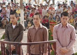 Giết người vì thói côn đồ, 3 bị cáo lãnh án tù