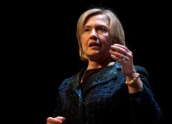 Hillary Clinton sử dụng thư điện tử sai luật?