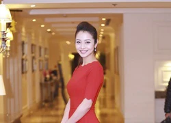 Jennifer Phạm rực rỡ đi sự kiện