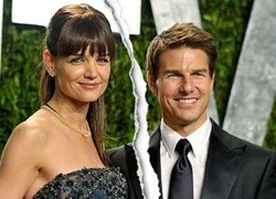 Katie Holmes và Tom Cruise không thèm nhìn mặt nhau