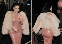 Kim Kardashian 'nghiện' váy da bó chặt