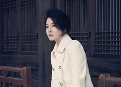 Lee Young Ae tái xuất sau 11 năm vắng bóng