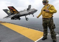 Máy bay chiến đấu F-35 bị gọi là "kẻ vô dụng đắt tiền"