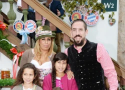 Ribery lên chức bố lần thứ 4