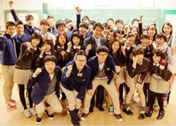 "School 2015" bất ngờ được chiếu sớm ngay sau "Blood"