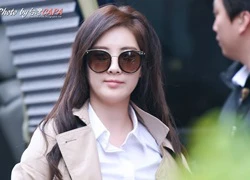 Seohyun tròn trịa thấy rõ khi xuất hiện bên các thành viên SNSD