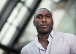 Sol Campbell dấn thân vũ đài chính trị