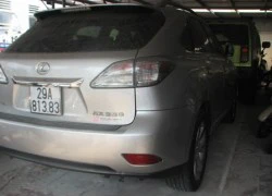 Tạm giữ &#8220;siêu xe&#8221; Lexus RX350 vì nghi nhập lậu