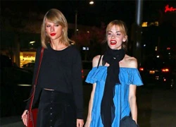 Taylor Swift giản dị dạo phố cùng bạn thân