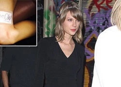 Taylor Swift khoe "đôi chân 850 tỷ đồng" bị băng bó trên phố