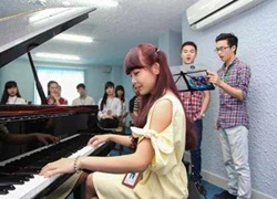 ĐH ngoài công lập đầu tiên đào tạo cử nhân Piano &#8211; Thanh nhạc