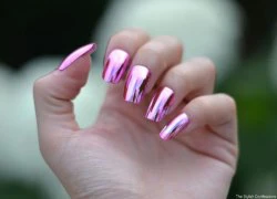 Xu hướng nail tráng gương mới lạ cho mùa hè