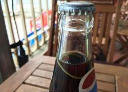 Bán chai Pepsi có dây thun 100 triệu đồng để làm từ thiện