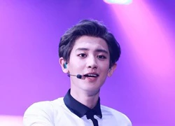 Chanyeol (EXO) bị bắt gặp biểu diễn hời hợt trên sân khấu