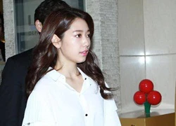 Chiều cao khiêm tốn, Park Shin Hye vẫn xinh ngây ngất dự sự kiện