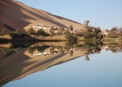 Choáng ngợp vẻ đẹp của ốc đảo giữa lòng sa mạc Sahara