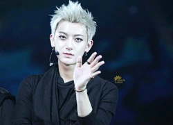 Công ty SM lên tiếng về tin Tao (EXO) tách nhóm