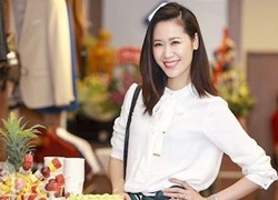 Dương Thùy Linh mặc giản dị vẫn xinh tươi rạng rỡ