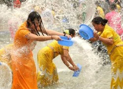 Hàng trăm người thương vong trong Lễ hội té nước Myanmar