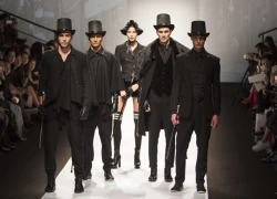 Kelly Bùi mang hình ảnh Sherlock Holmes lên sàn catwalk