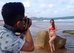 Khánh Thi diện bikini khoe bụng bầu làm mẫu ảnh cho Phan Hiển