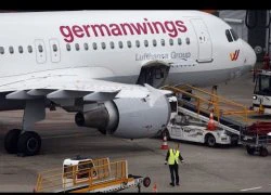 Máy bay Germanwings phải chuyển hướng do gặp sự cố