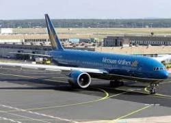 Máy bay Vietnam Airlines hạ cánh khẩn cấp sau 1 giờ bay