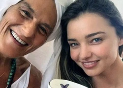 Miranda Kerr khiến fan ngất ngây với vẻ đẹp tươi trẻ ở tuổi 32