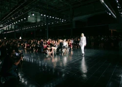 New York Fashion Week níu kéo nhà thiết kế với hai điểm tổ chức