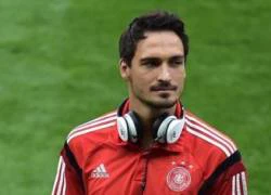 Nghĩa cử đầy tình người của Mats Hummels