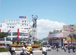 Nha Trang rực rỡ cờ hoa mừng 40 năm ngày giải phóng