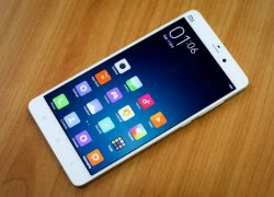 Phablet siêu mỏng, cấu hình mạnh giá 10 triệu đồng