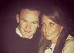 Rooney và con trai ngọt ngào mừng sinh nhật Coleen