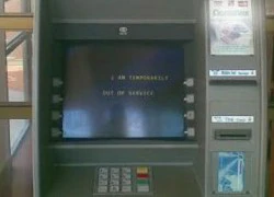 Trộm táo tợn cậy phá cây ATM lấy tiền không thành