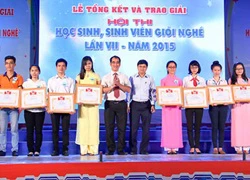 Tuyên dương 120 học sinh- sinh viên giỏi nghề