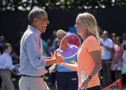 Wozniacki &#8217;so tài&#8217; tennis với Tổng thống Obama