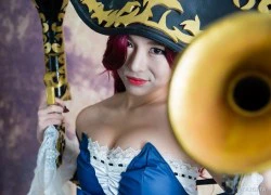 Cosplay Miss Fortune nóng đến bỏng mắt game thủ