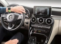 Điều khiển Mercedes-Benz bằng đồng hồ thông minh Apple Watch