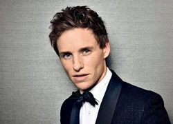 Eddie Redmayne gia nhập thế giới ma thuật của J.K Rowling