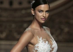 Irina Shayk gây sốc với áo cưới xuyên thấu