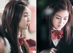 Kang Sora "cưa sừng làm nghé" với đồng phục nữ sinh nhu mì