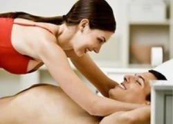 Không gì ngu bằng việc rủ vợ coi phim sex&#8230;