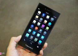 Mở hộp BlackBerry Leap thiết kế đẹp giá 6,5 triệu đồng