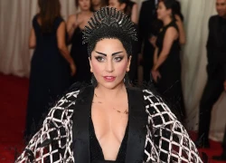 Những pha làm đẹp táo bạo tại Met Gala 2015