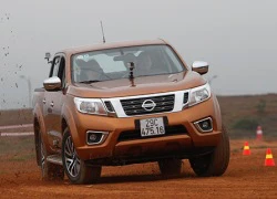 Nissan NP300 Navara có gì mới?