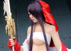 Nóng bỏng mắt với màn cosplay Vua Học Đường cực sexy