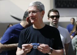 Tim Cook sử dụng một phiên bản Apple Watch đặc biệt